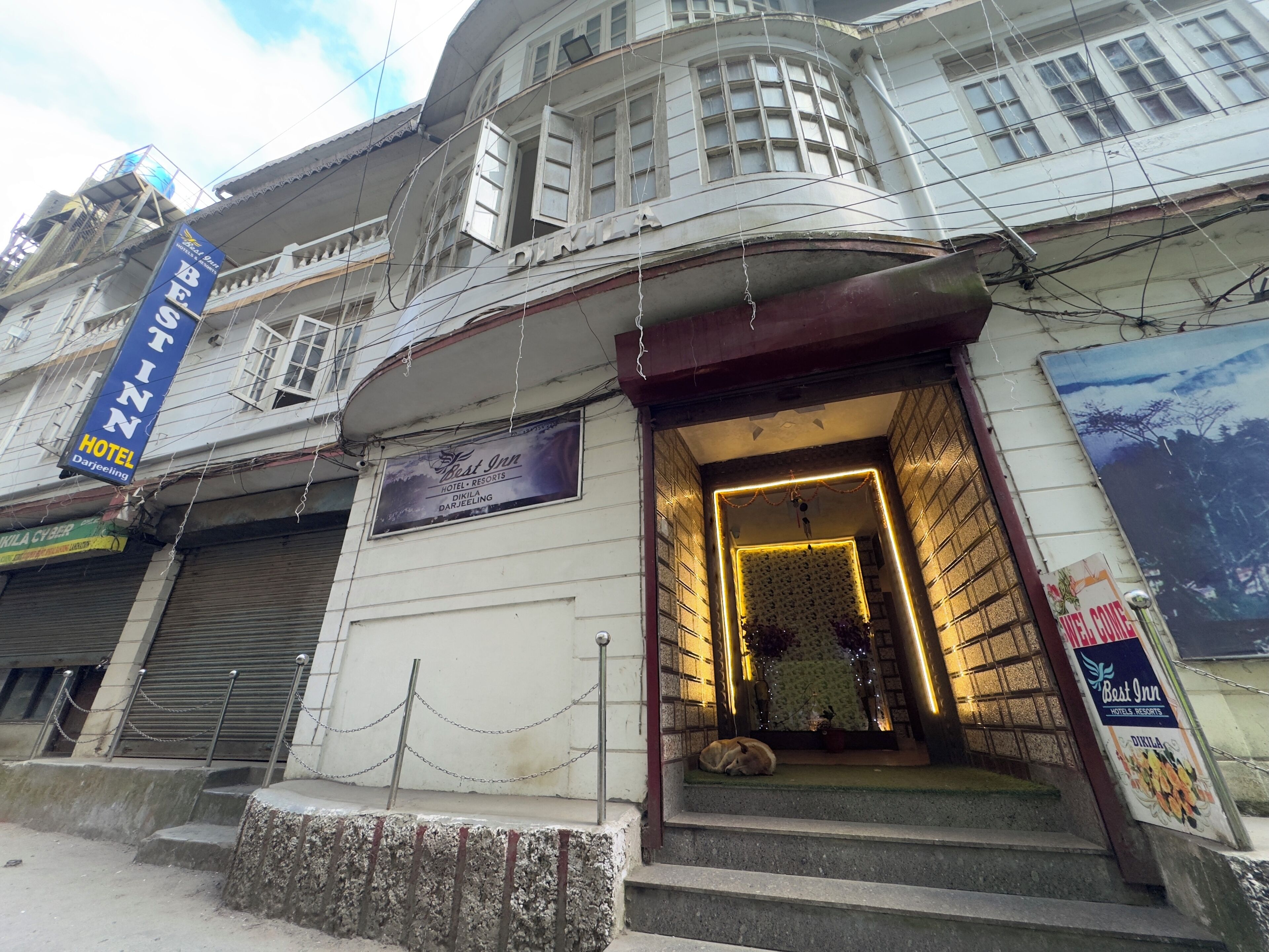 Fachada da propriedade