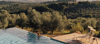 Vacation close to nature in fully equipped tents in the olive grove in Tuscany