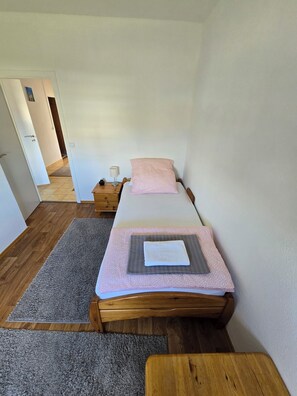 2 Schlafzimmer, Bügeleisen/Bügelbrett, WLAN, Bettwäsche