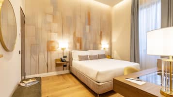 Habitación clásica | Caja de seguridad en la habitación y escritorio