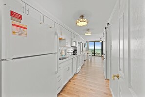 Fridge, microwave, oven, stovetop - Palms Resort 1003 - Oceanfront! (Myrtle Beach)