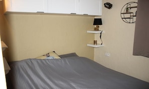 2 chambres, accès au Wi-Fi (inclus)