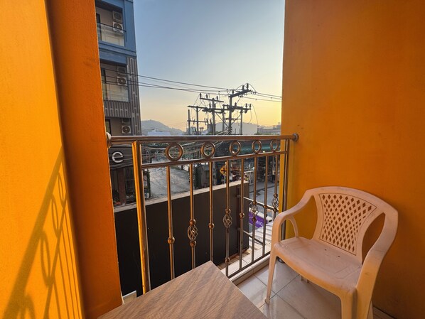 ห้องดีลักซ์ดับเบิล | ระเบียง