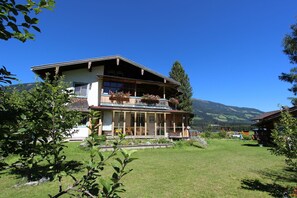 Exterior - Apartment Neukirchen near Ski Slopes (Neukirchen am Großvenediger)