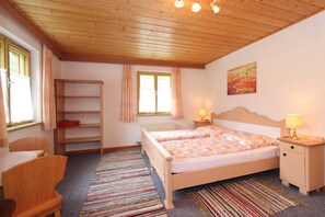 2 bedrooms, free WiFi - Apartment Neukirchen near Ski Slopes (Neukirchen am Großvenediger)