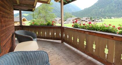 Apartment Neukirchen near Ski Slopes