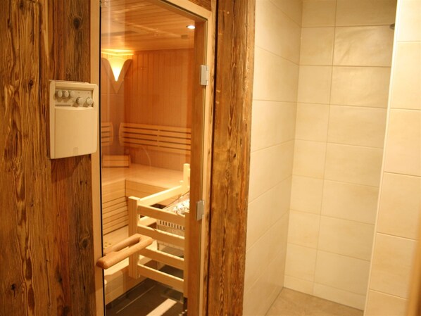Sauna - Apartment in Leogang near Ski Slopes (Leogang)