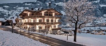 Farmhouse in Schwendau near Ski Zillertal