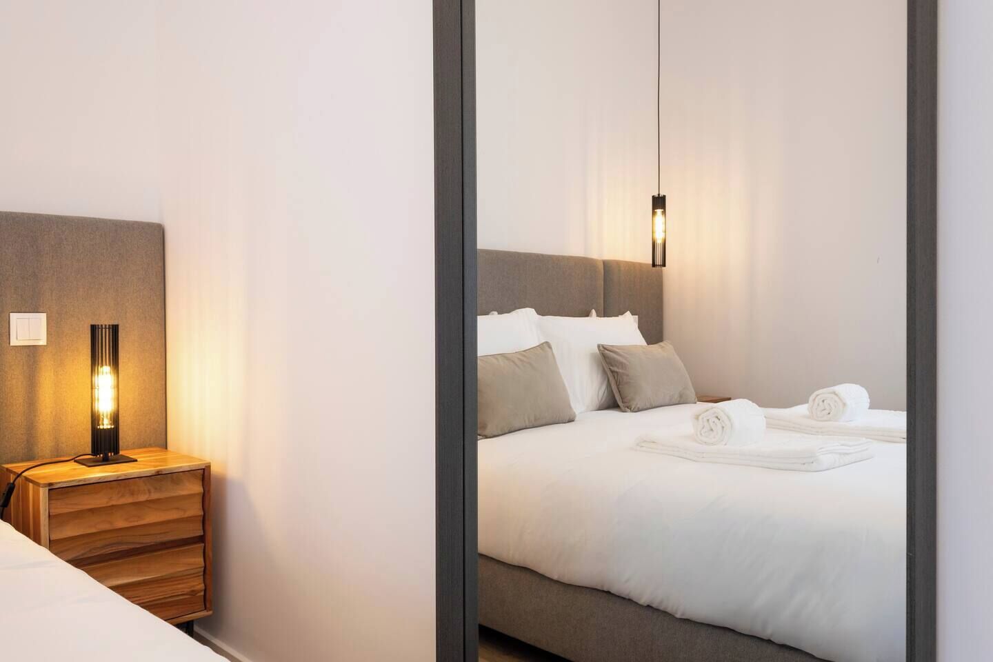 2 dormitorios, tabla de planchar con plancha, wifi y ropa de cama