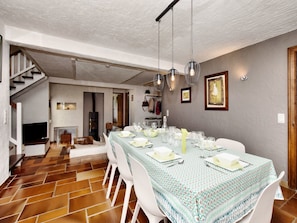 Dining - Holiday Home in Virton with swimming pool (Virton)