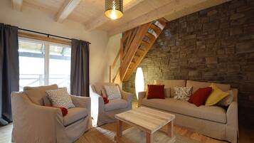 TV, foosball, table tennis