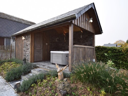 Grandeur Villa mit Sauna und Whirlpool in Durbuy
