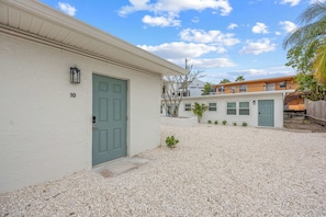 Exterior - Welcome to The Drift – Your Laid-Back Beach Escape in Cocoa Beach! (Cocoa Beach)