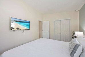 1 bedroom, iron/ironing board, travel cot, WiFi