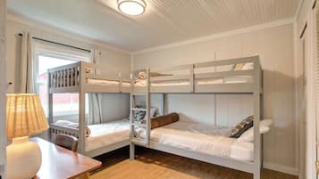 2 habitaciones, escritorio, wifi y ropa de cama