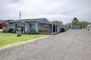 Exterior - Affordable Grayland Beach Stay – Ocean Spray 12 (Grayland)