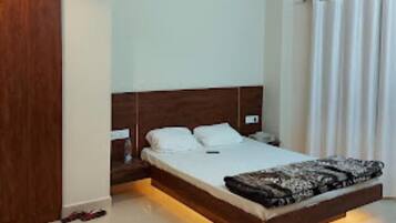 Standard Room | Free WiFi