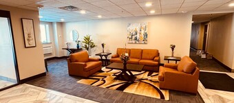 Red Rock Hotel & Suites