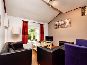 TV, DVD-spiller og bordtennis