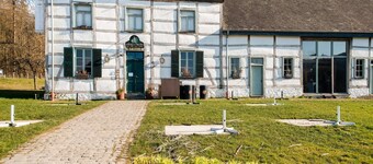 Forestside Escape for 15 Guests