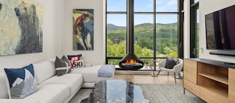 SPRUCE PEAK TREEHOUSE | 3 BED | STEPS TO THE LIFTS | MOUNTAIN VIEWS
