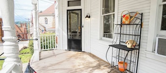 Historic 3 Bed Home - Unique Experience