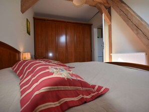 2 bedrooms, WiFi