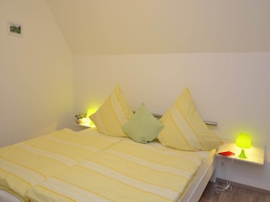 2 bedrooms, WiFi - Ferienhaus in Oberkirchen nahe Skilift (Schmallenberg-Oberkirchen)