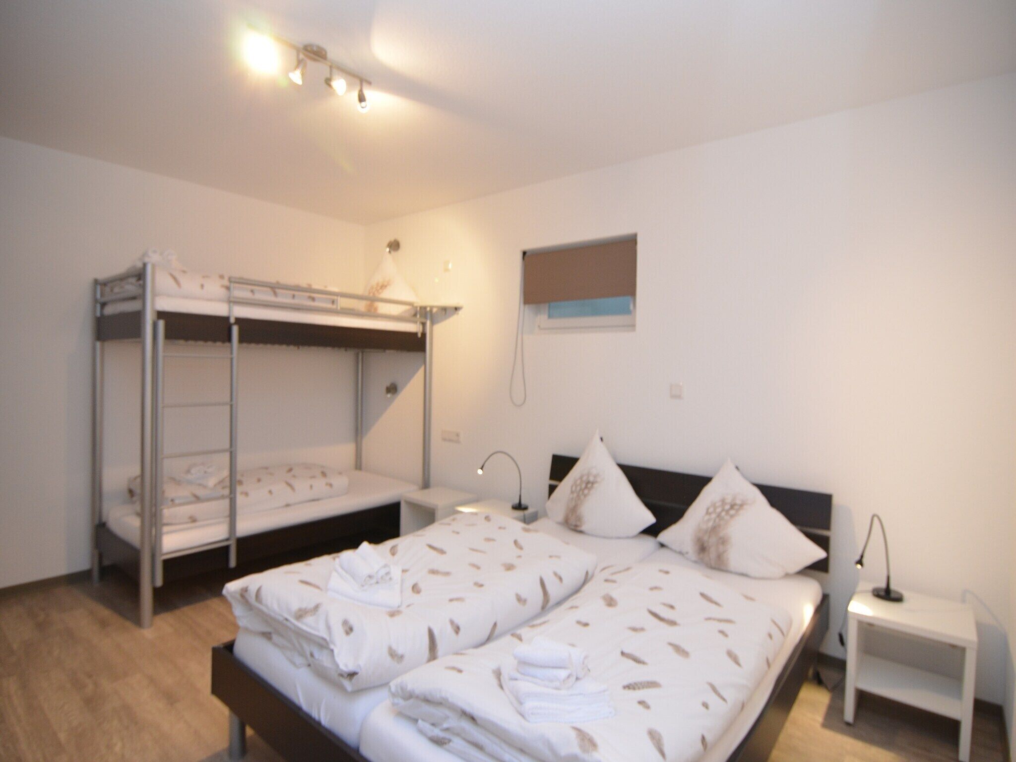 7 Schlafzimmer, WLAN