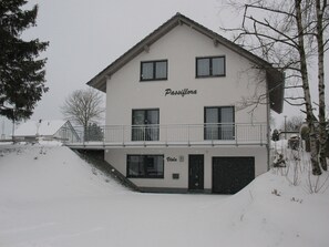 Exterior - Villa in Küstelberg’s Mountain (Medebach Küstelberg)