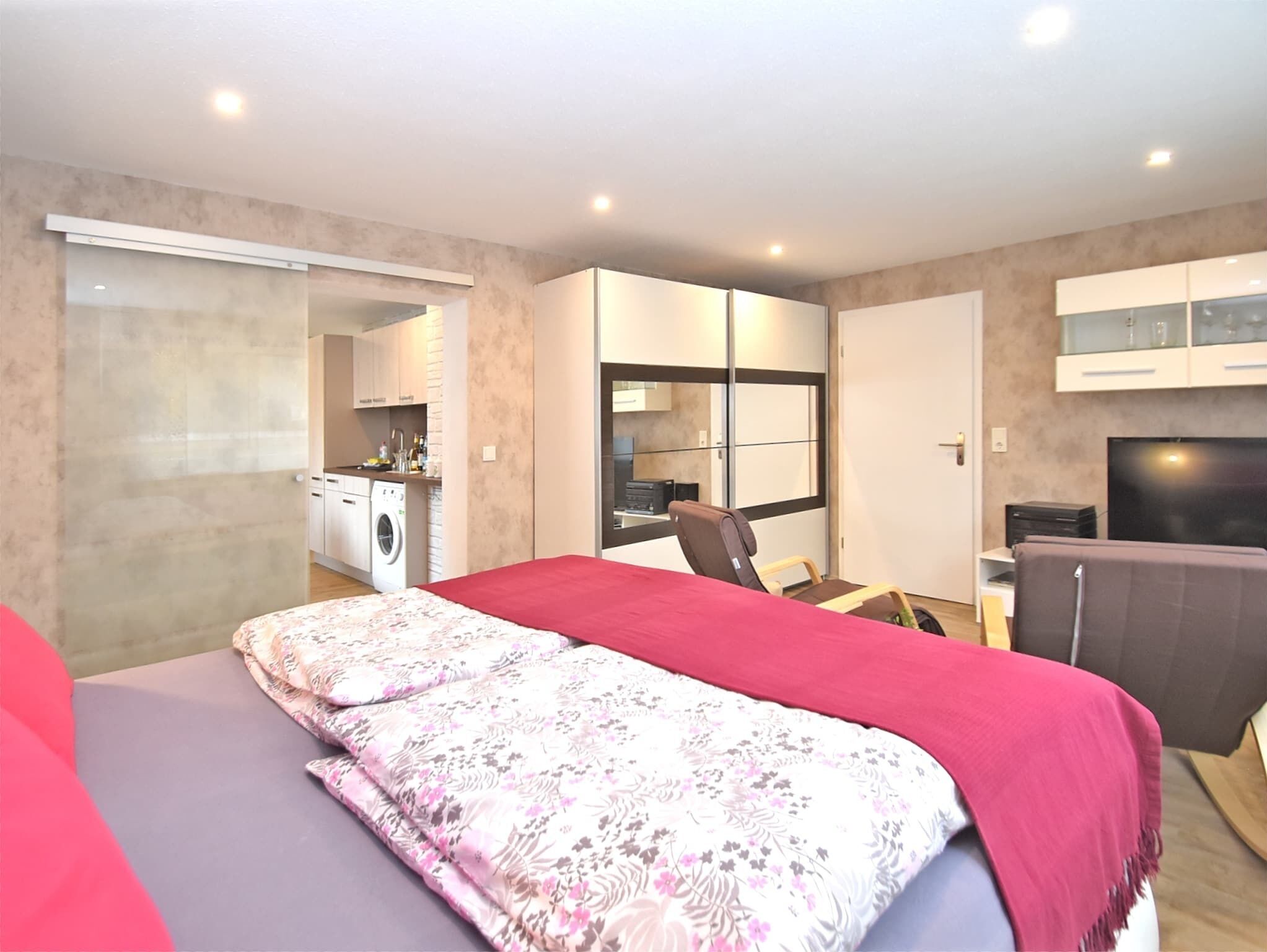 1 bedroom, iron/ironing board, WiFi