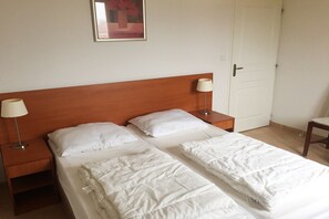 4 bedrooms, free WiFi