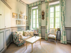 Televisión, estéreo