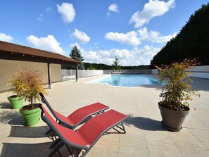 UppvÀrmd pool