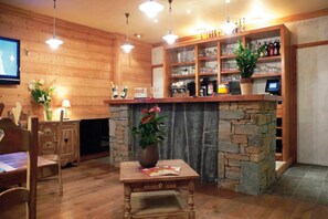 Bar (in der Unterkunft)