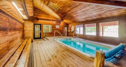 Giant Steps 24 Located Next To Giant Steps Lodge