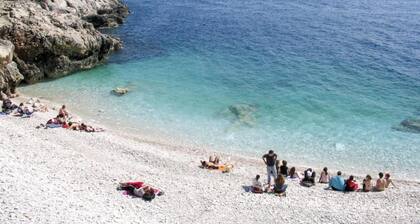 Apartment in Omisalj near Sea Beach