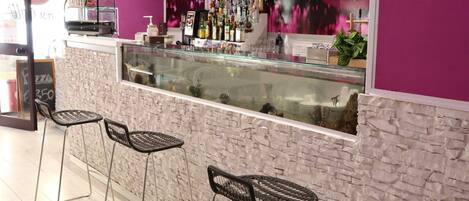 Bar (en la propiedad)