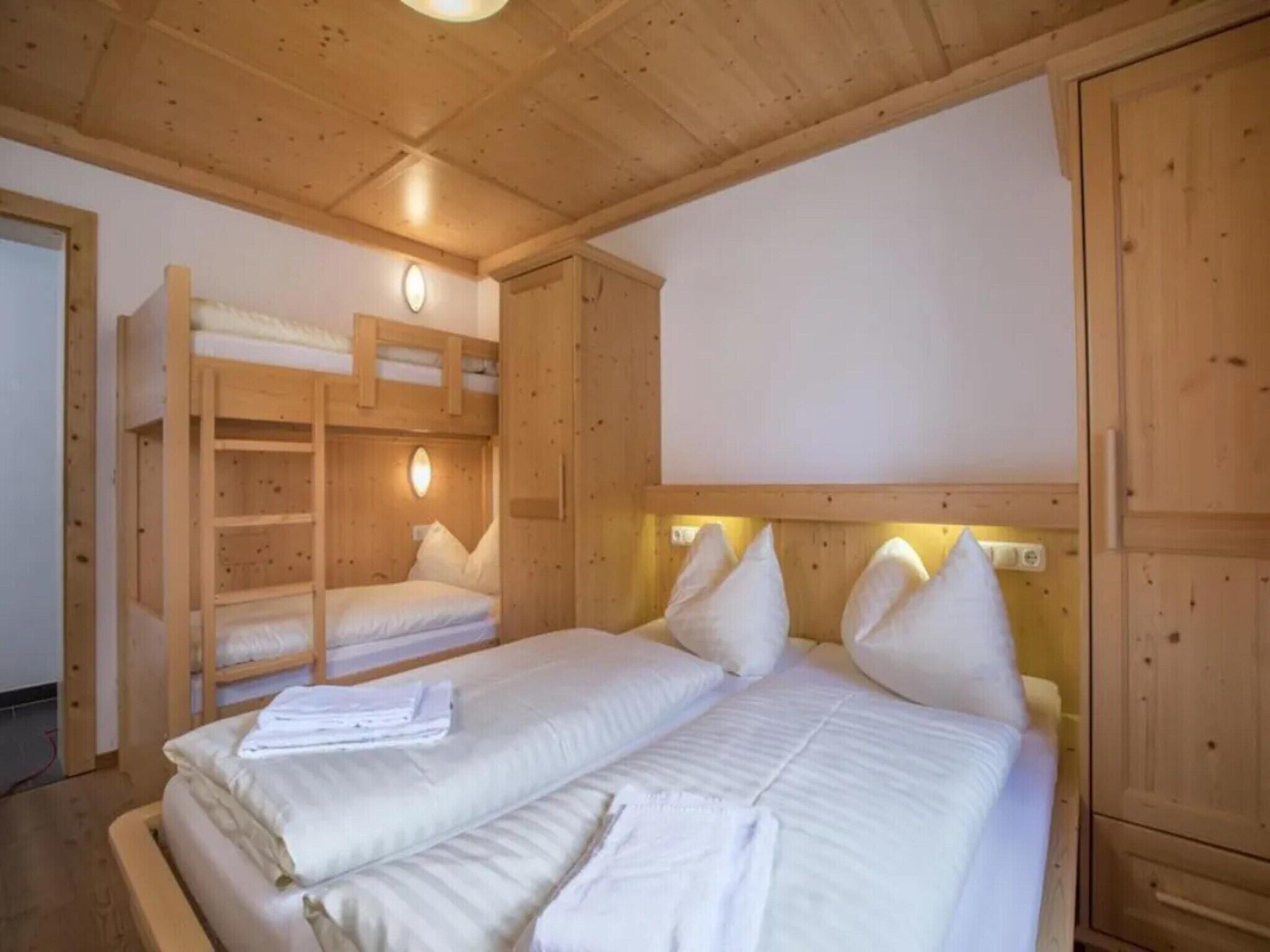4 bedrooms, WiFi