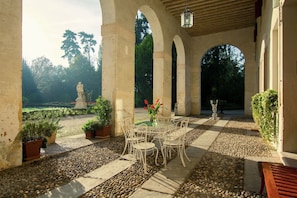 Restauration extérieure