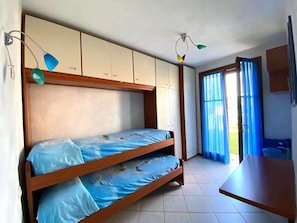 3 bedrooms, WiFi
