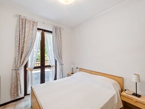 2 bedrooms, WiFi - Apartment in Ledro by Lake & Dolomites (Ledro)