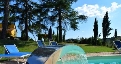 Holiday Home in Tuscany with Pool & Garden