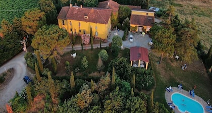 Ferienhaus in der Toskana mit Pool & Garten