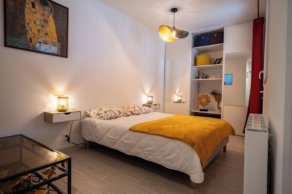 1 bedroom, iron/ironing board, free WiFi, bed sheets