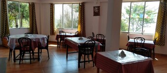 Denzong House and Restaurant