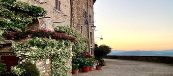 Detached cottage with pool