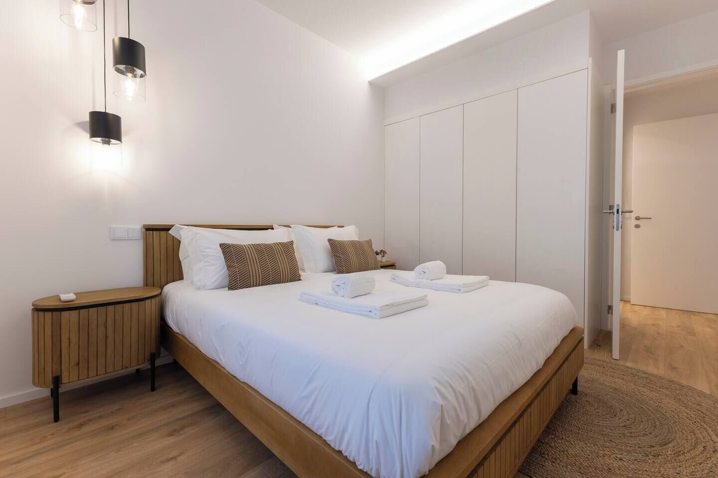 1 bedroom, iron/ironing board, internet, bed sheets