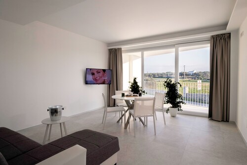 [Calammare Apartment N°4 Trullo] - Apartment - Molfetta - Private Beach & Gym