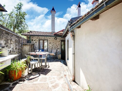 Bauernhaus in Italien mit Terrasse
